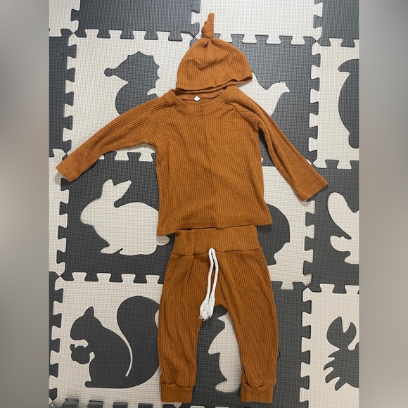 6-9 months - Picture 1 of 3